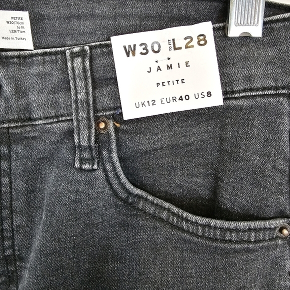 TOPSHOP Jamie Petite size 8 or 30×28 in washed black with distressed knees NWT - Picture 2 of 6